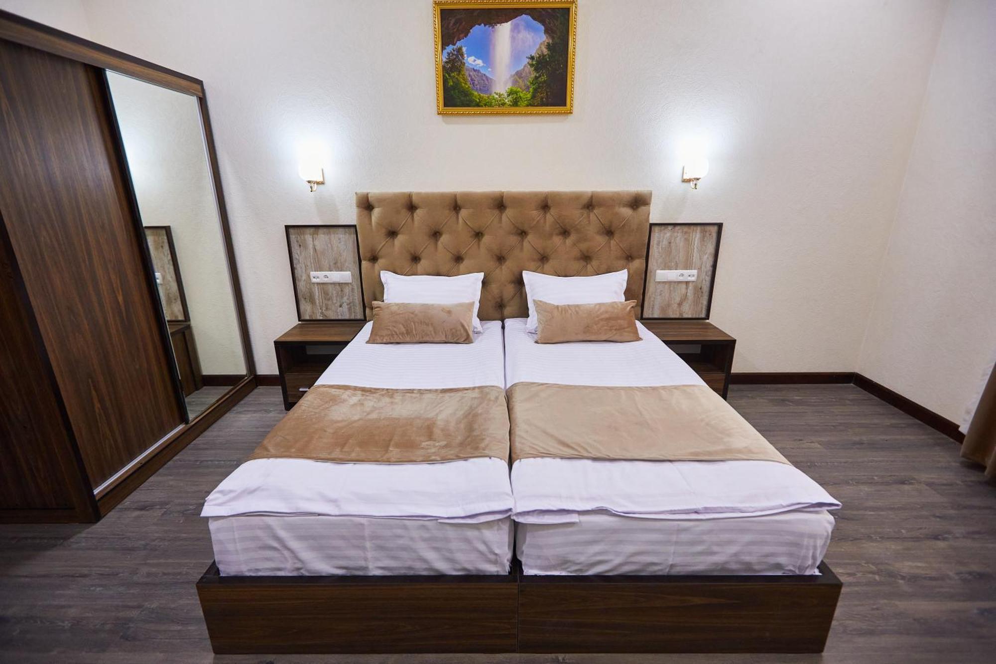 Grand Art Hotel ทาชเคนต์ ภายนอก รูปภาพ