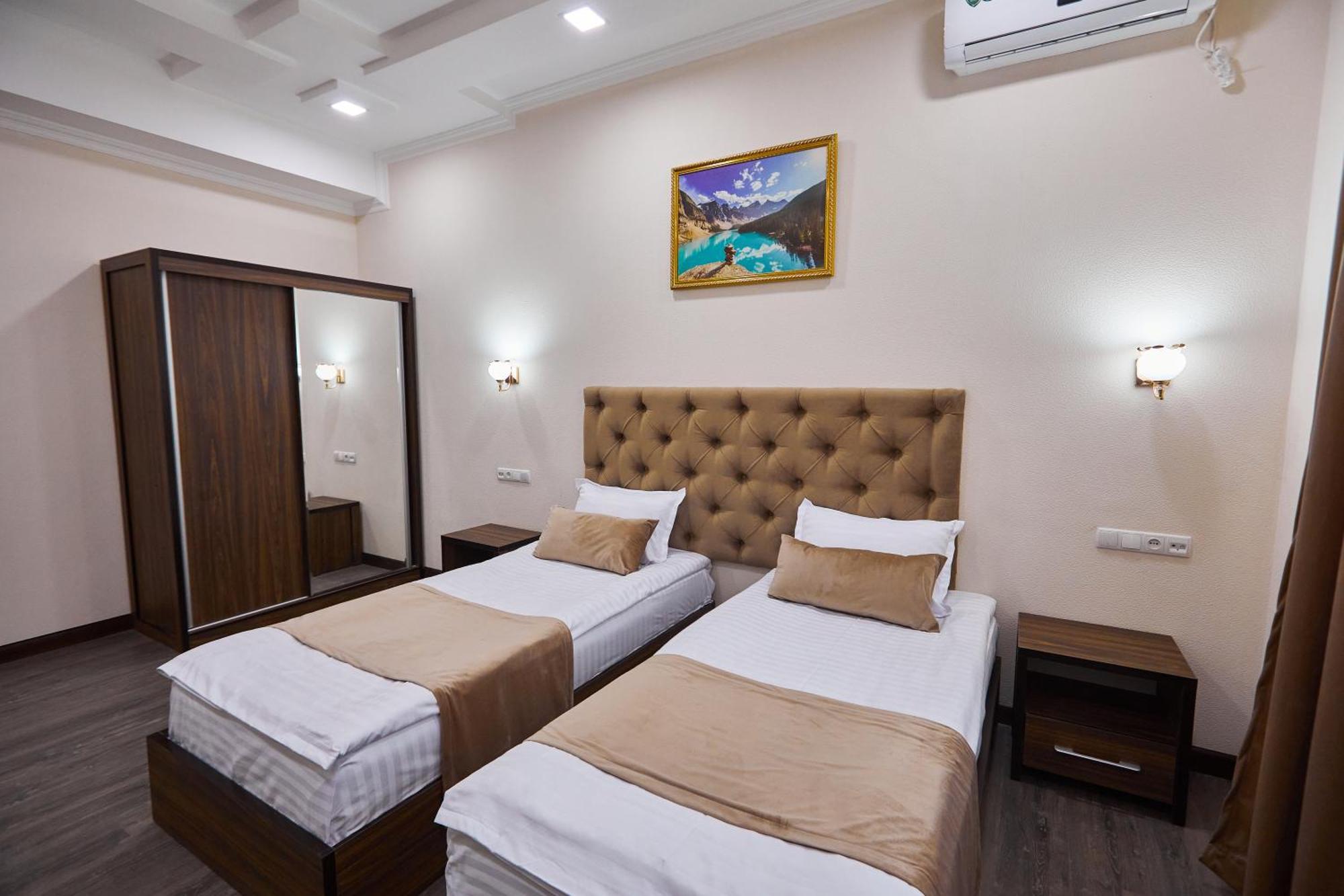 Grand Art Hotel ทาชเคนต์ ภายนอก รูปภาพ