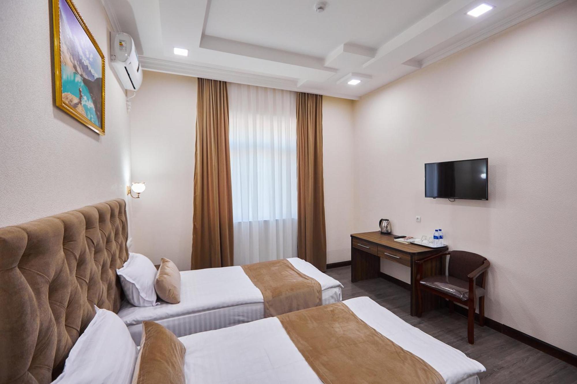 Grand Art Hotel ทาชเคนต์ ภายนอก รูปภาพ