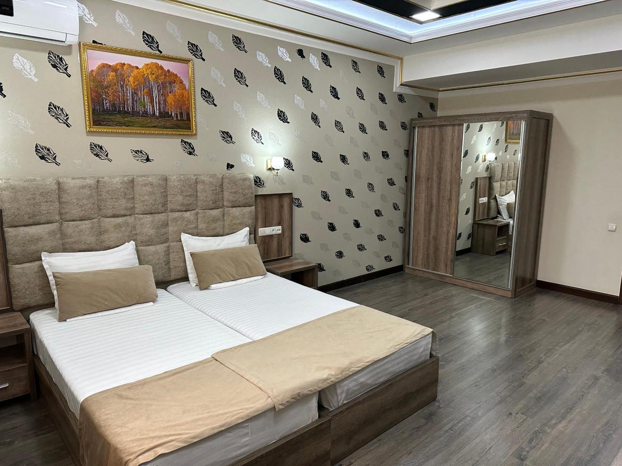 Grand Art Hotel ทาชเคนต์ ภายนอก รูปภาพ