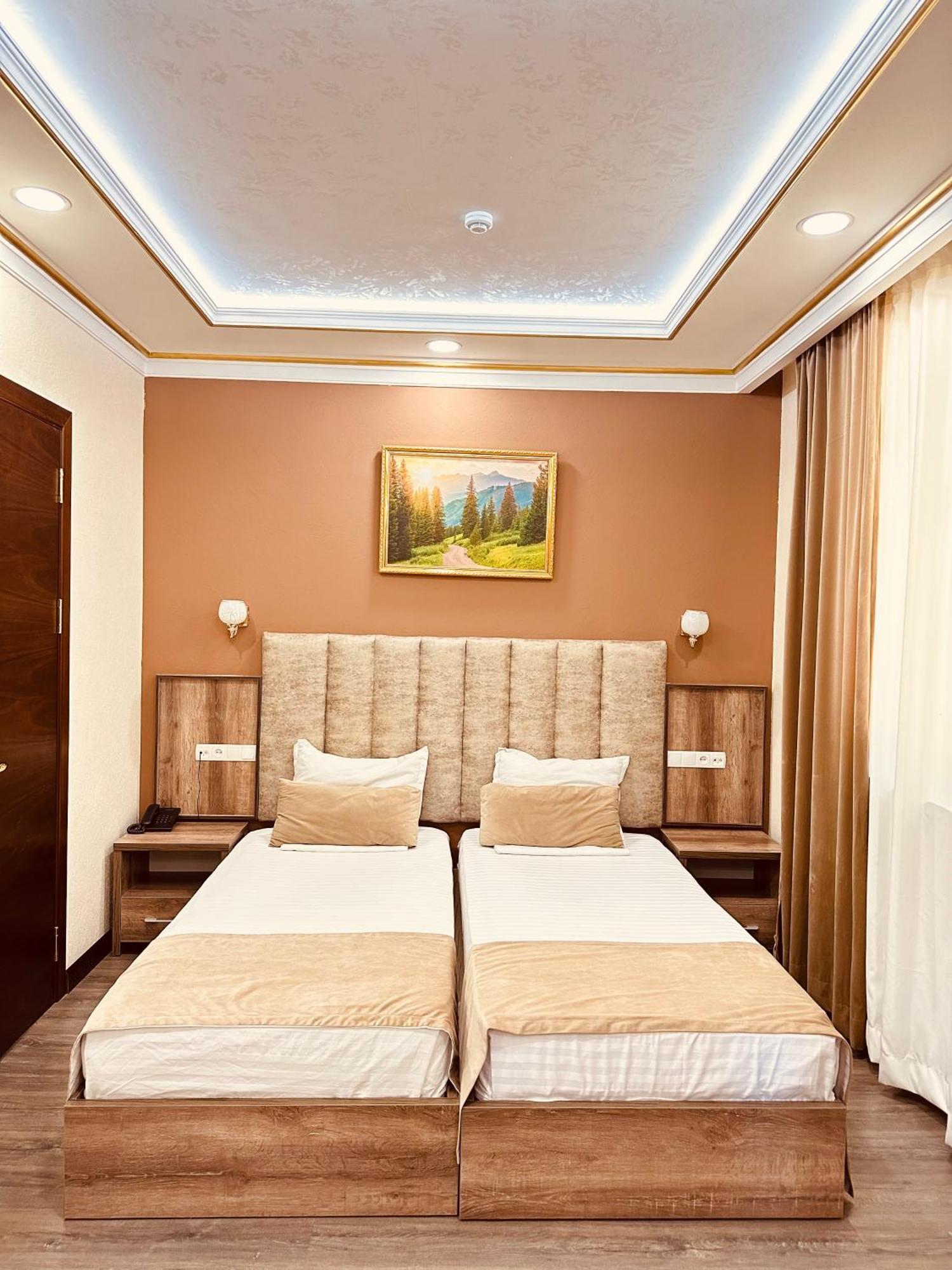 Grand Art Hotel ทาชเคนต์ ภายนอก รูปภาพ