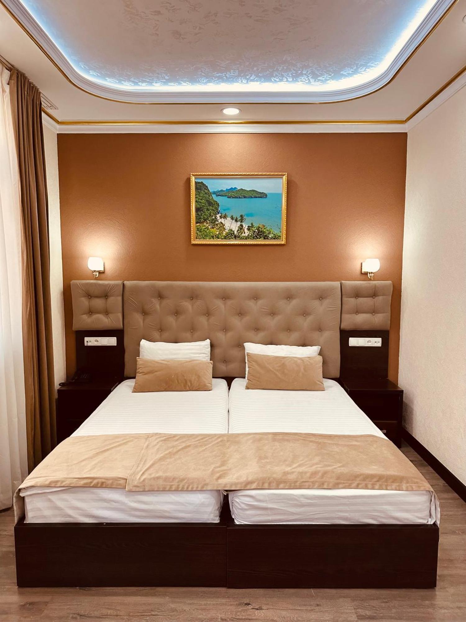 Grand Art Hotel ทาชเคนต์ ภายนอก รูปภาพ