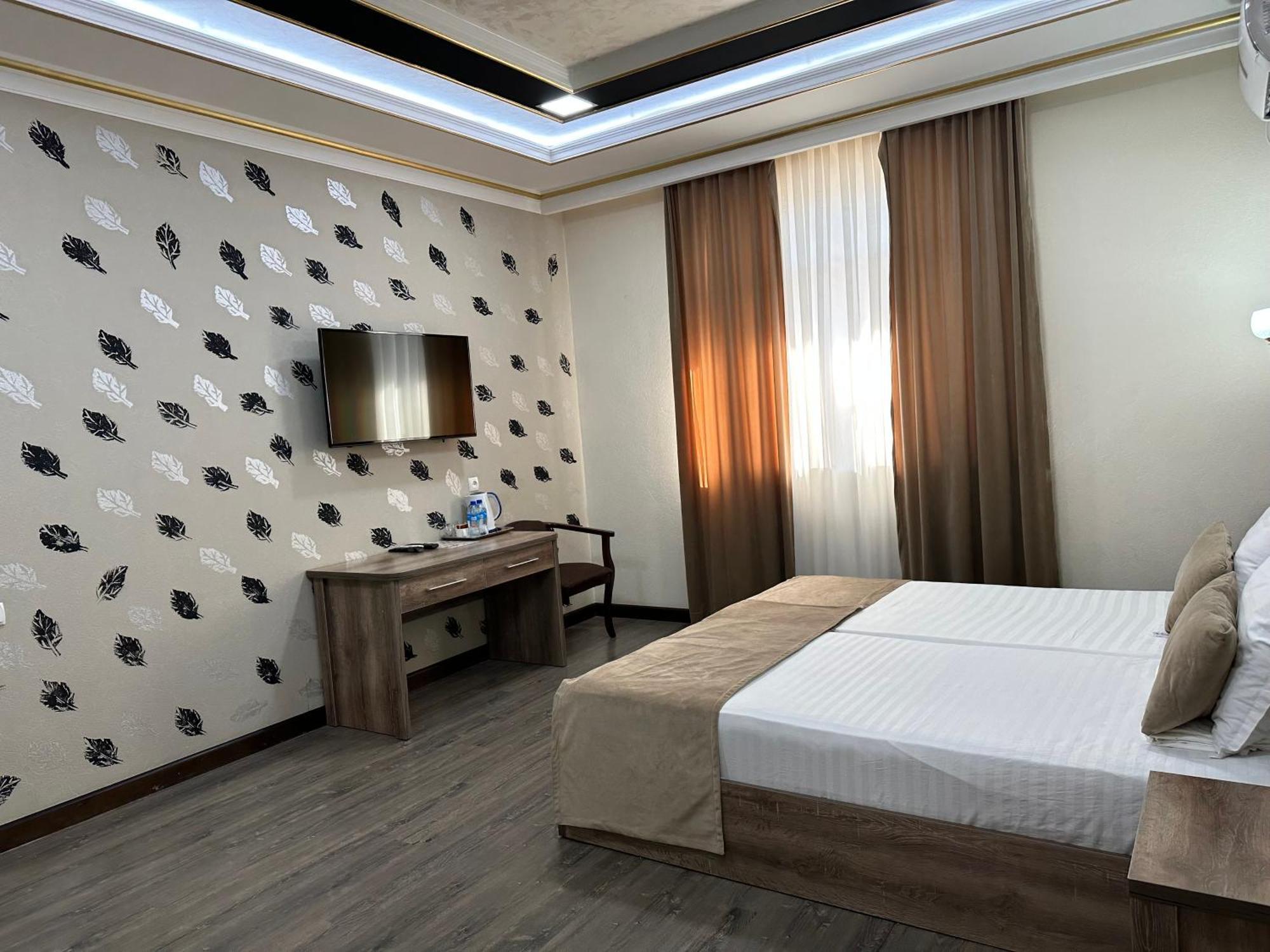 Grand Art Hotel ทาชเคนต์ ภายนอก รูปภาพ