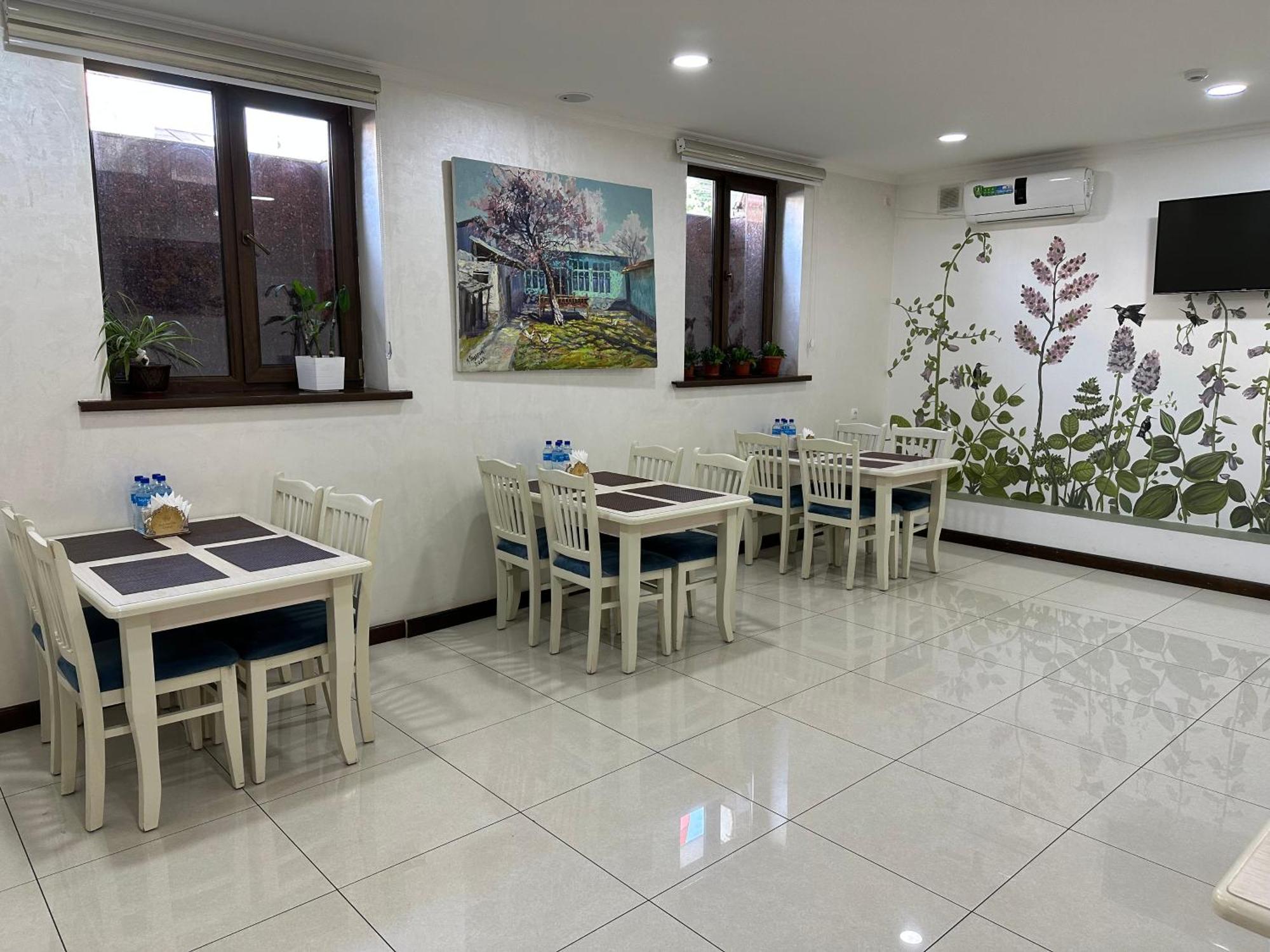 Grand Art Hotel ทาชเคนต์ ภายนอก รูปภาพ