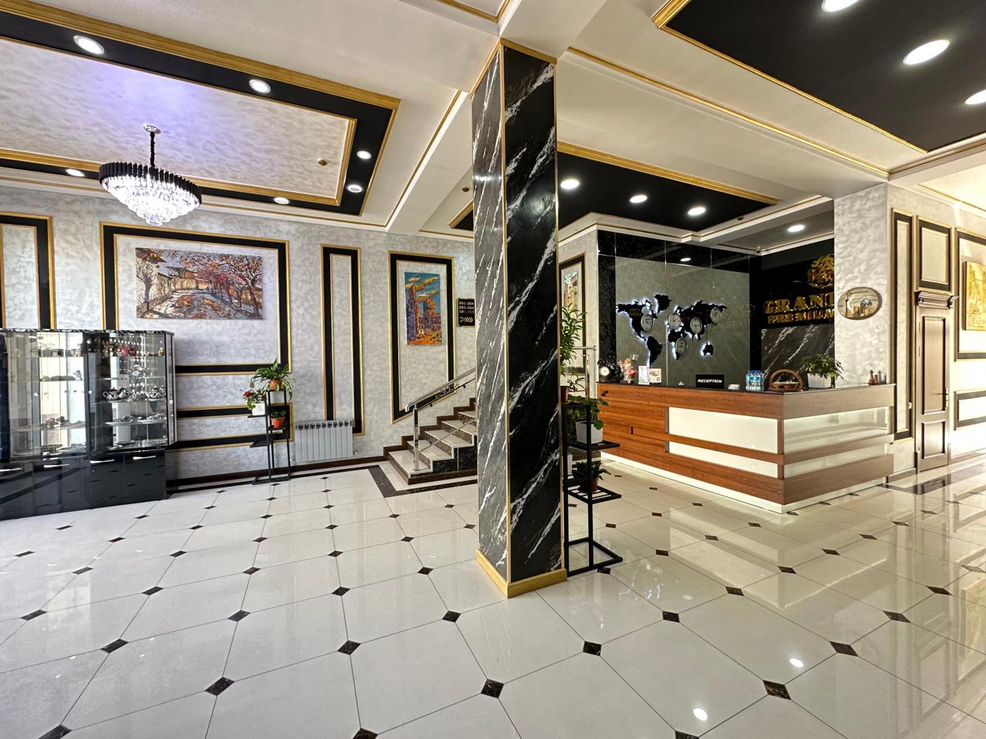 Grand Art Hotel ทาชเคนต์ ภายนอก รูปภาพ